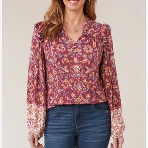 Democracy Long Blouson Sleeve Ruffle Collar Placement Print Top Size 1X, NWT